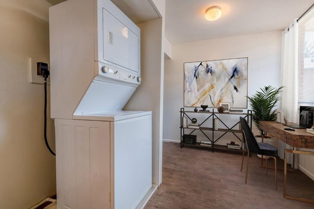 Images Briarwood Apartment Homes & Townhomes