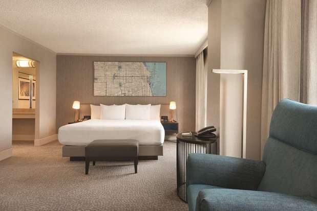 Images Hilton Chicago/Magnificent Mile Suites