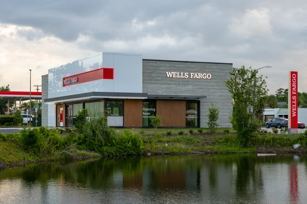 Images Wells Fargo Bank