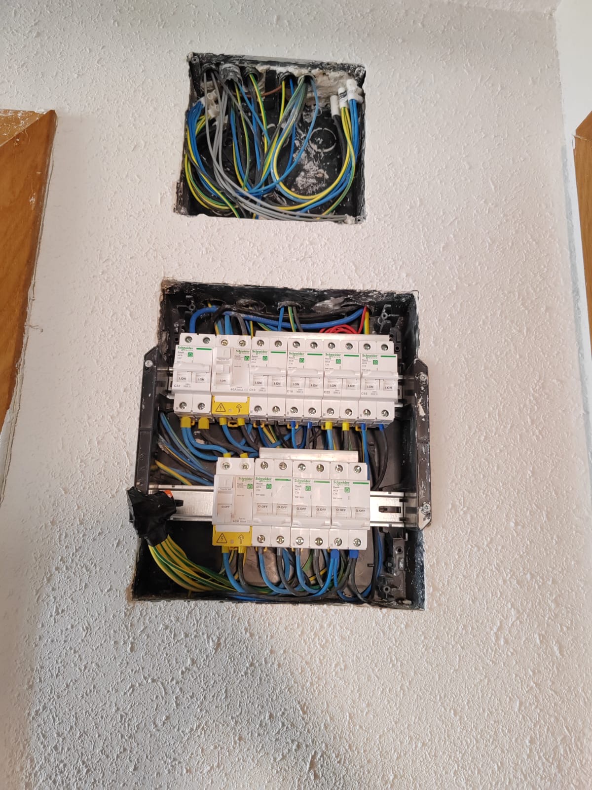 Images Instalaciones Eléctricas Mora