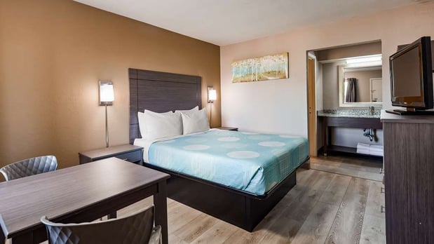 Images SureStay by Best Western Olathe