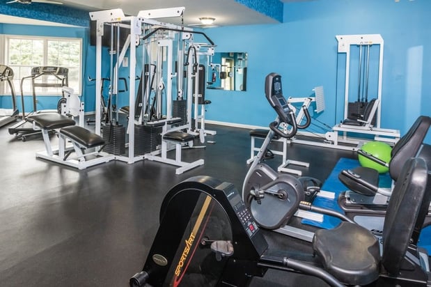 Images Highlands of Heritage Woods