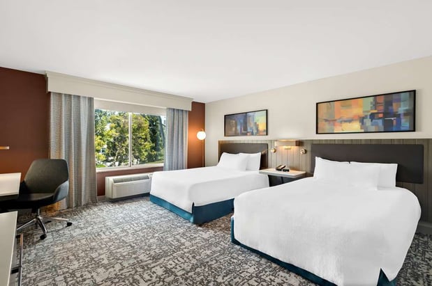 Images Hilton Garden Inn San Mateo