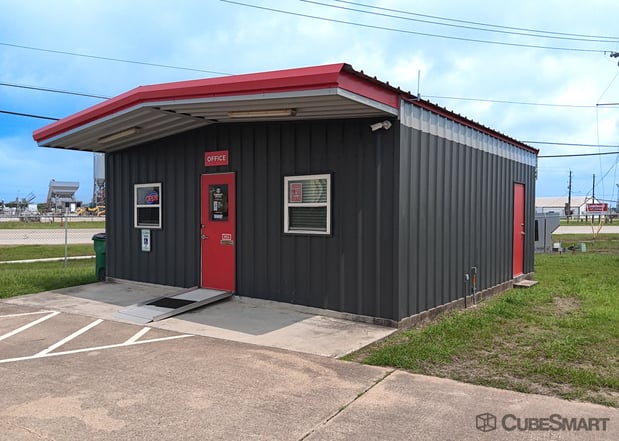 Images CubeSmart Self Storage