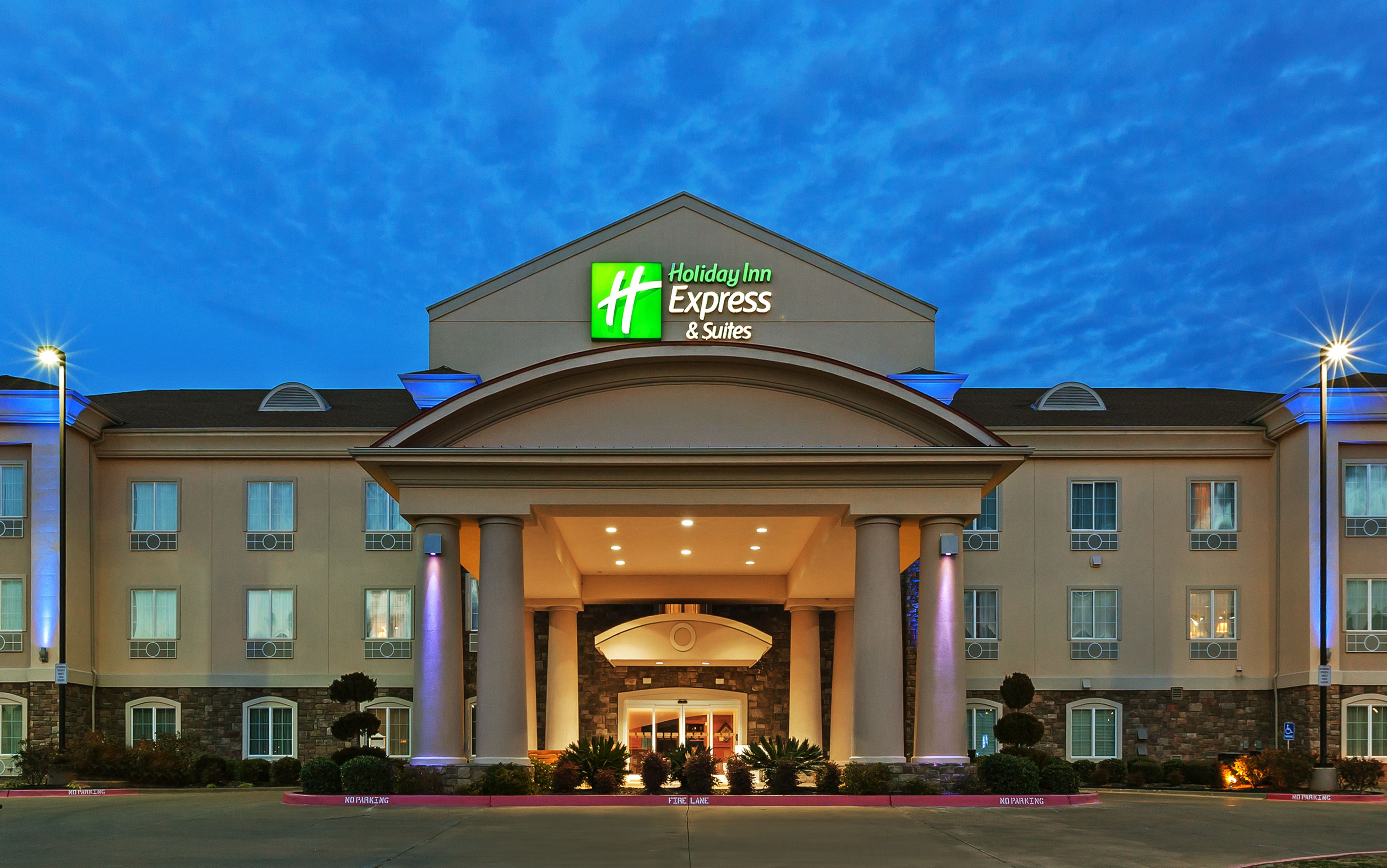 Holiday Inn Express & Suites Kerrville Coupons Kerrville TX near me | 8coupons