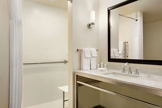 Images Hilton Garden Inn Statesville