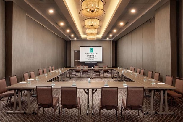 Images Embassy Suites by Hilton Charlotte Uptown