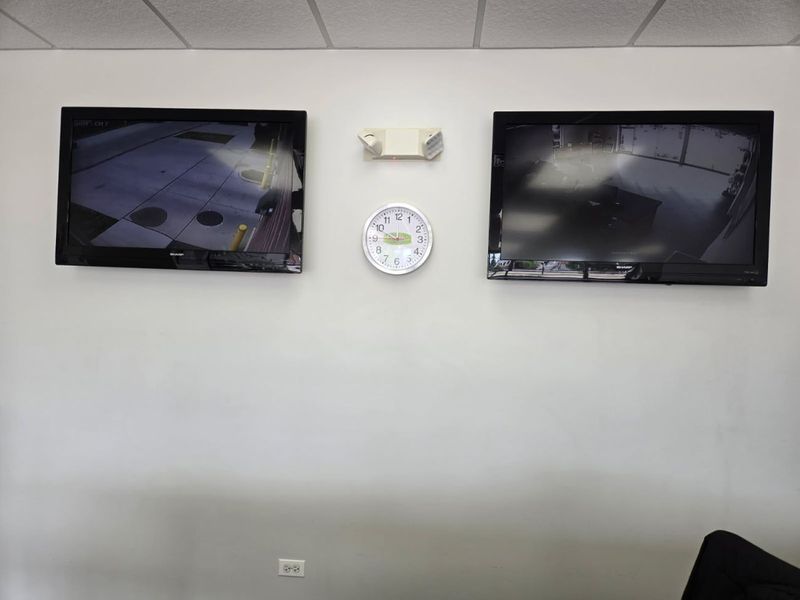 Security Screens - Extra Space Storage at 6500 W Dakin St, Chicago, IL 60634
