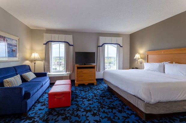 Images Hampton Inn & Suites Jacksonville Deerwood Park