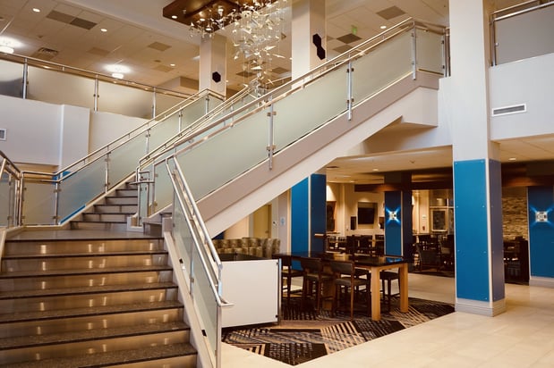 Images Holiday Inn Express & Suites Denver - Aurora Medical Campus by IHG