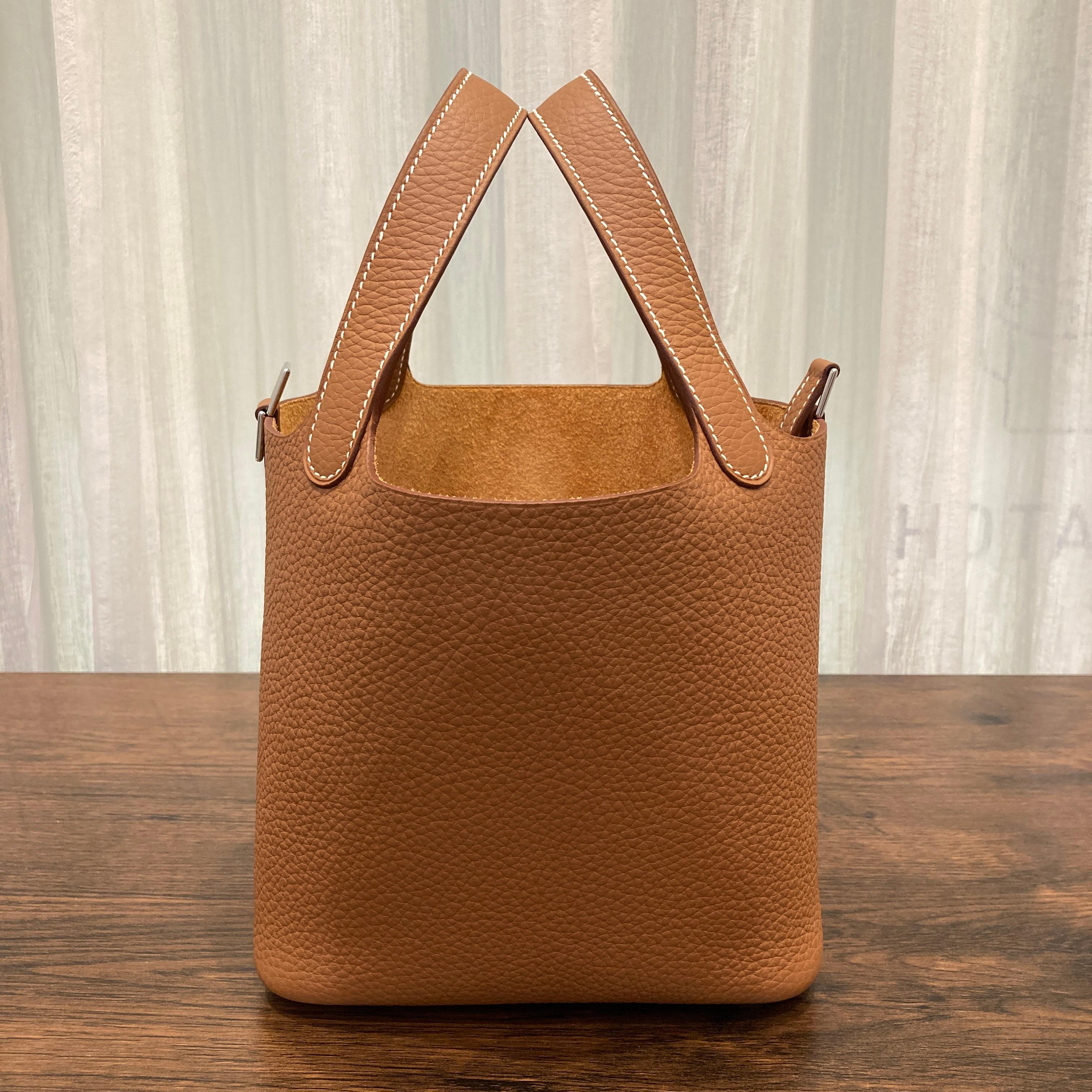 Images KOMEHYO（コメ兵）買取センターThe Kitahama PLAZA