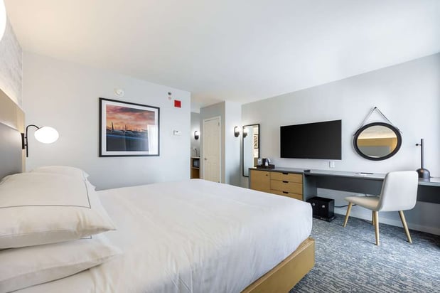 Images DoubleTree by Hilton New York JFK Airport