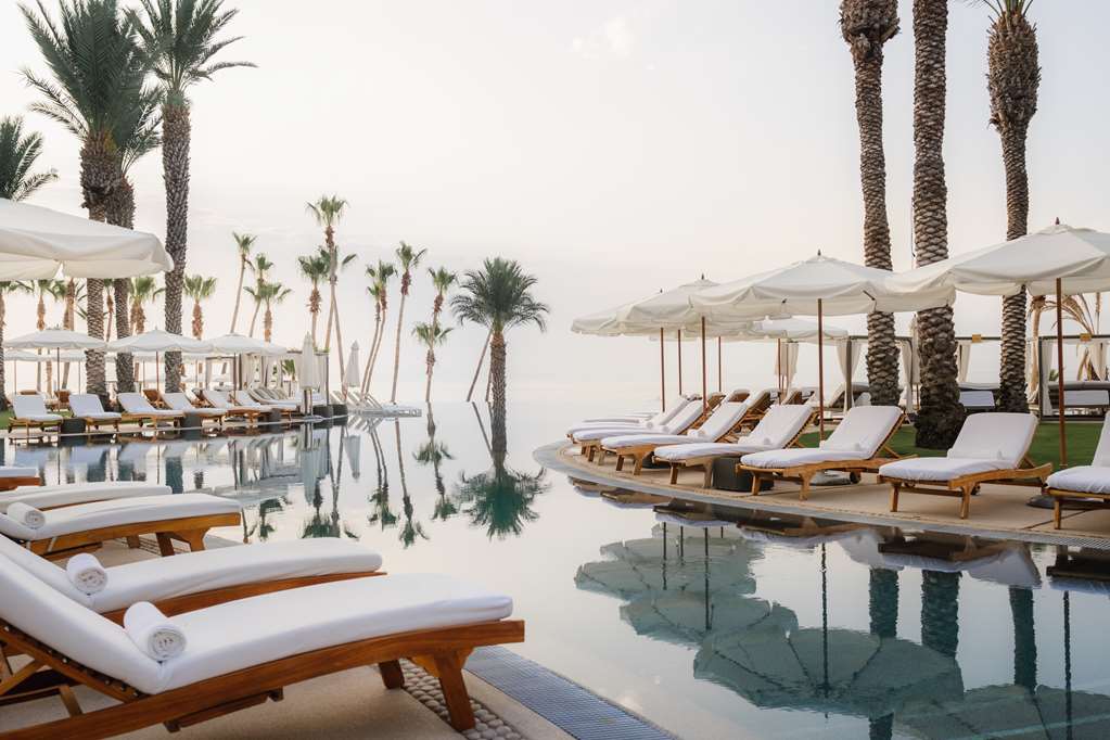 Hilton Los Cabos Beach & Golf Resort