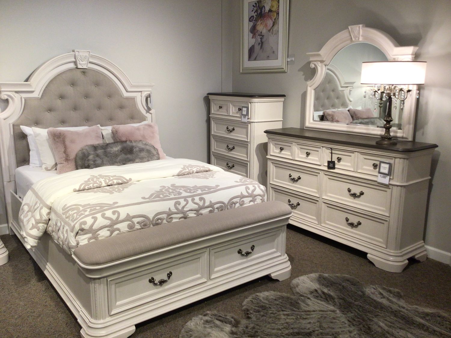Value City Furniture Image