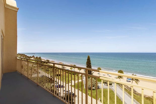 Images Embassy Suites by Hilton Deerfield Beach Resort & Spa