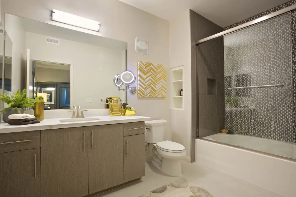 Luxurious Bathroom