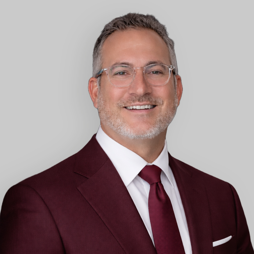 Headshot of Adam L. Park, a wealth advisor at Chase