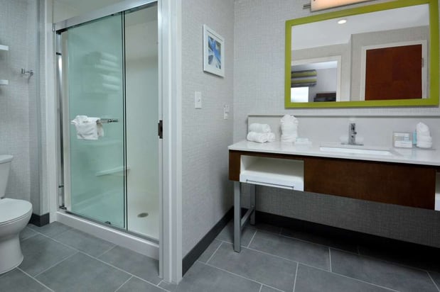Images Hampton Inn & Suites by Hilton Charlotte North I 485