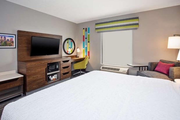 Images Hampton Inn & Suites Tampa East (Casino Area)