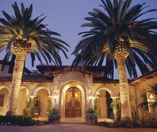 Images Tetyana Hanna, Sarasota Real Estate Agent 〡 KW Coastal Living III
