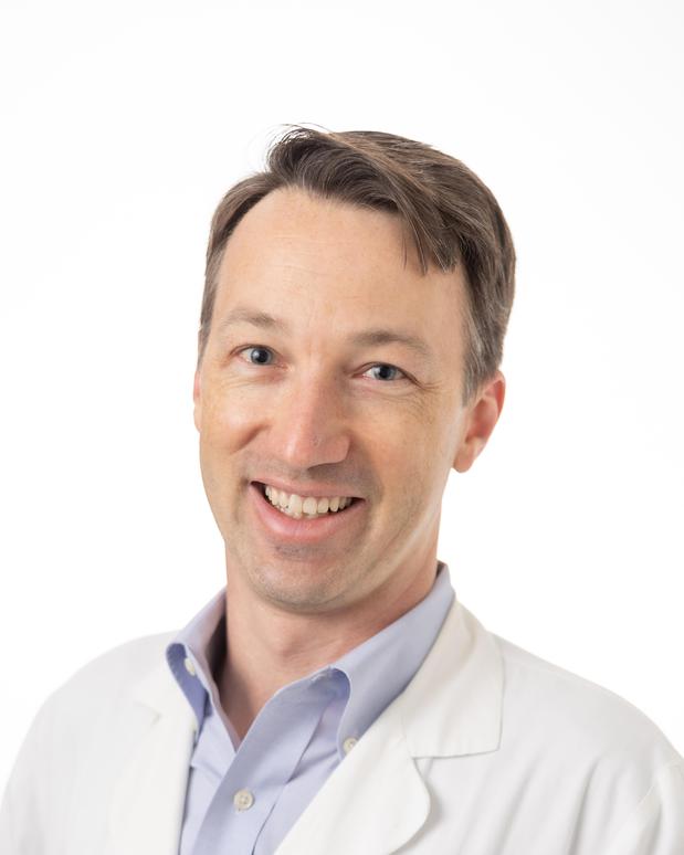 Images Terence J. Makoid, NP