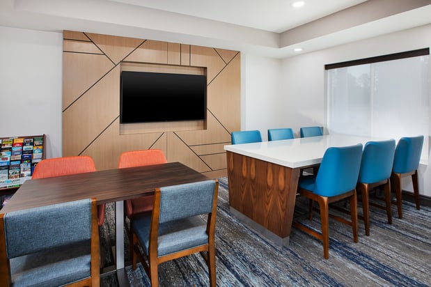 Images Holiday Inn Express & Suites West Monroe by IHG
