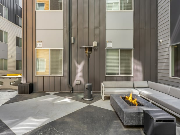 Images Republic on Main