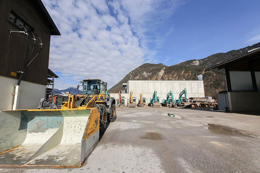 Bild 6 von Schmuck Erdbau Sand & Kies GmbH