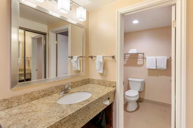 Images Best Western Plus West Covina Inn