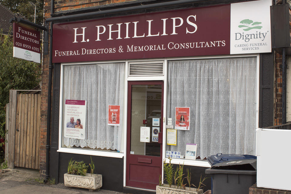 H Phillips Funeral Directors Mill Hill 020 8959 4392