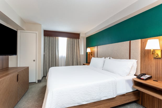 Images Holiday Inn & Suites Daytona Beach on the Ocean by IHG