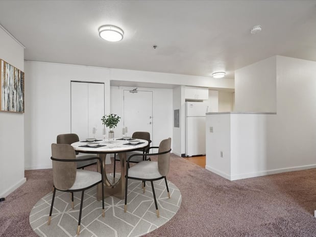 Images LeClaire Apartments