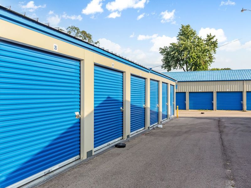 Keypad - Storage Express at 305 W County Line Rd, Edinburgh, IN 46124