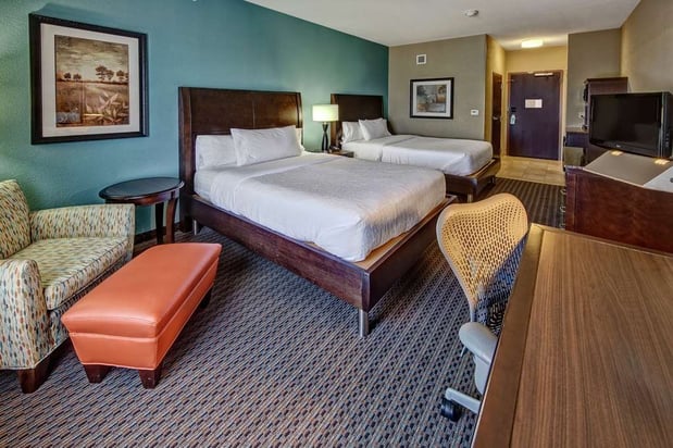 Images Hilton Garden Inn Tulsa Midtown