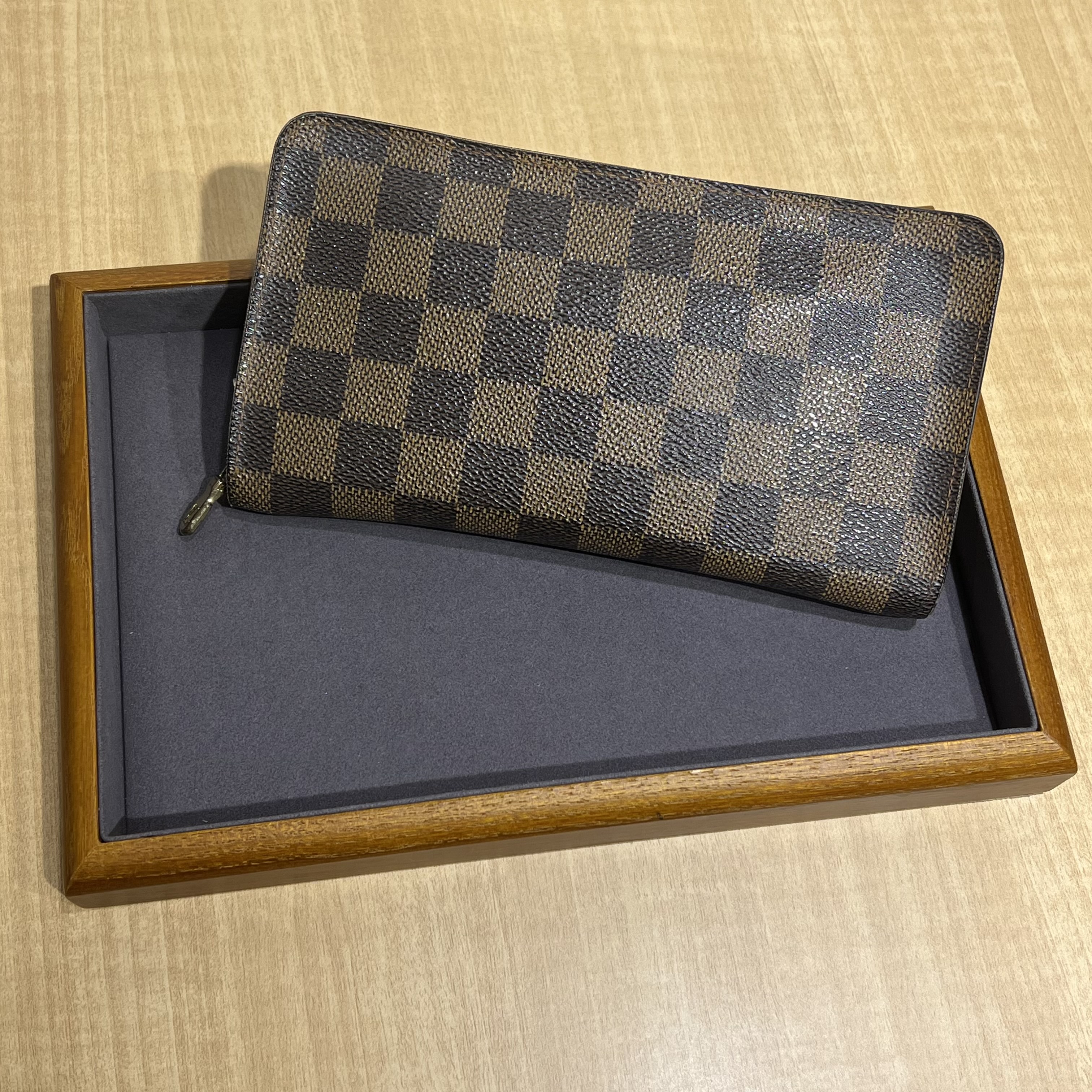 Images KOMEHYO（コメ兵）買取センター南森町