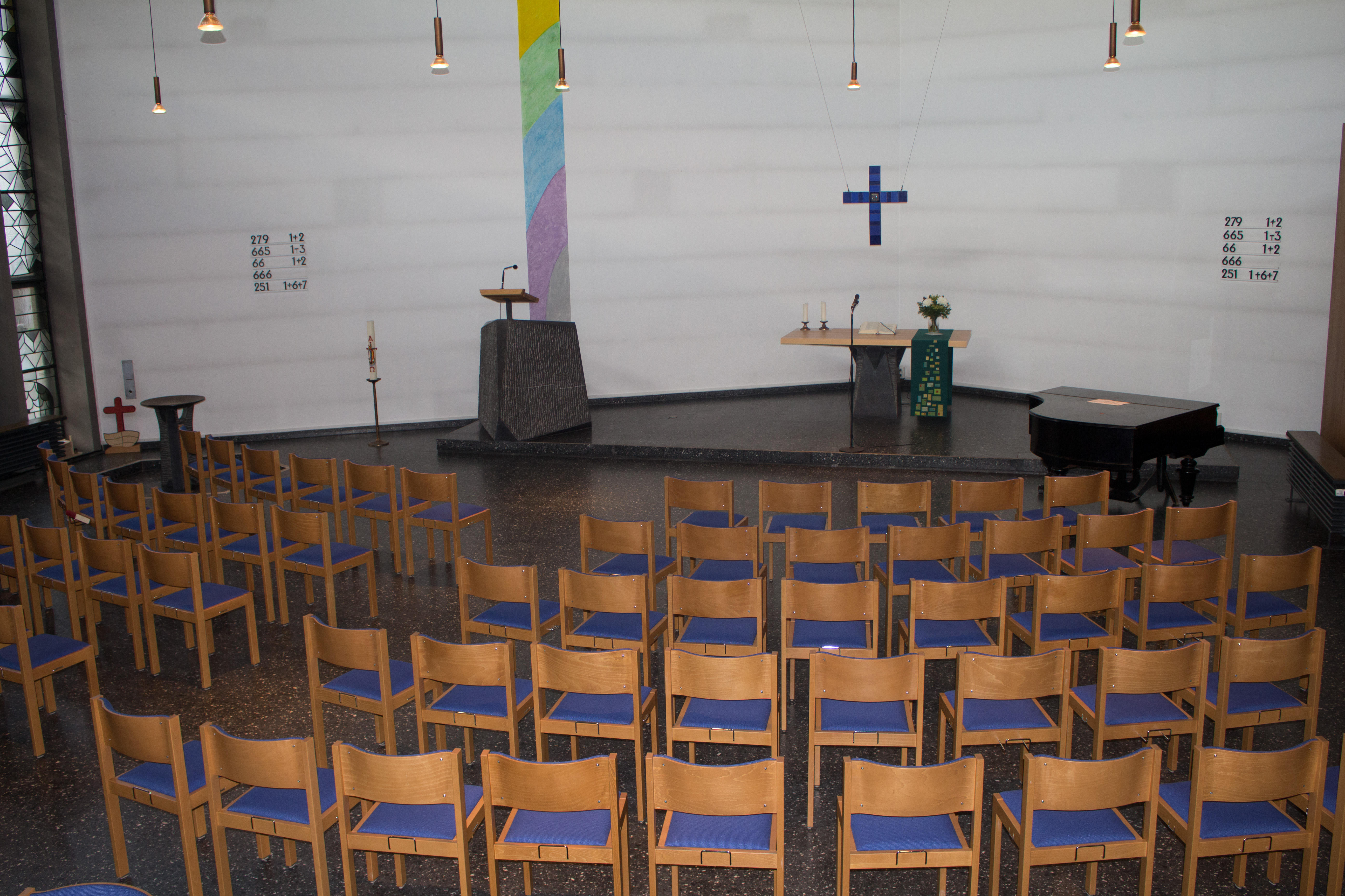 ROKI Kirchenspezialist, Finkenweg 14 in Habichtswald