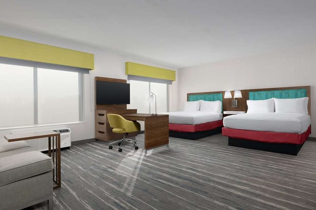 Images Hampton Inn & Suites Durham University Medical Center