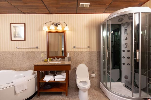 Images Inn at The Colonnade Baltimore - a DoubleTree by Hilton Hotel