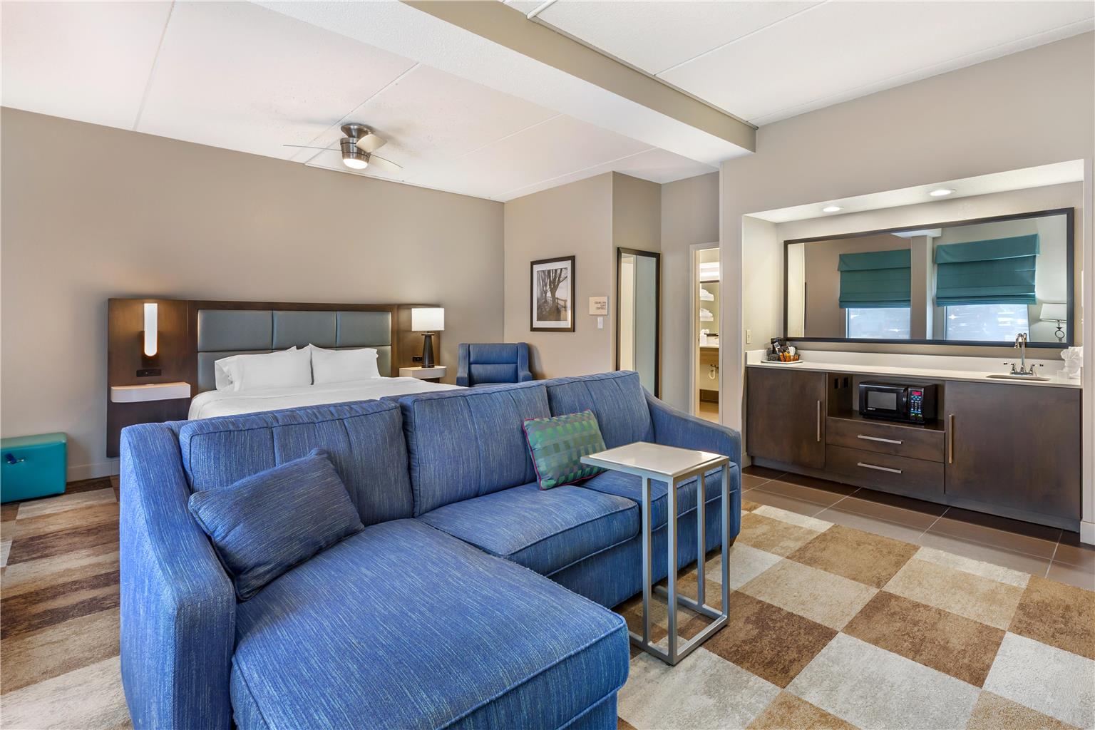 Guest room 