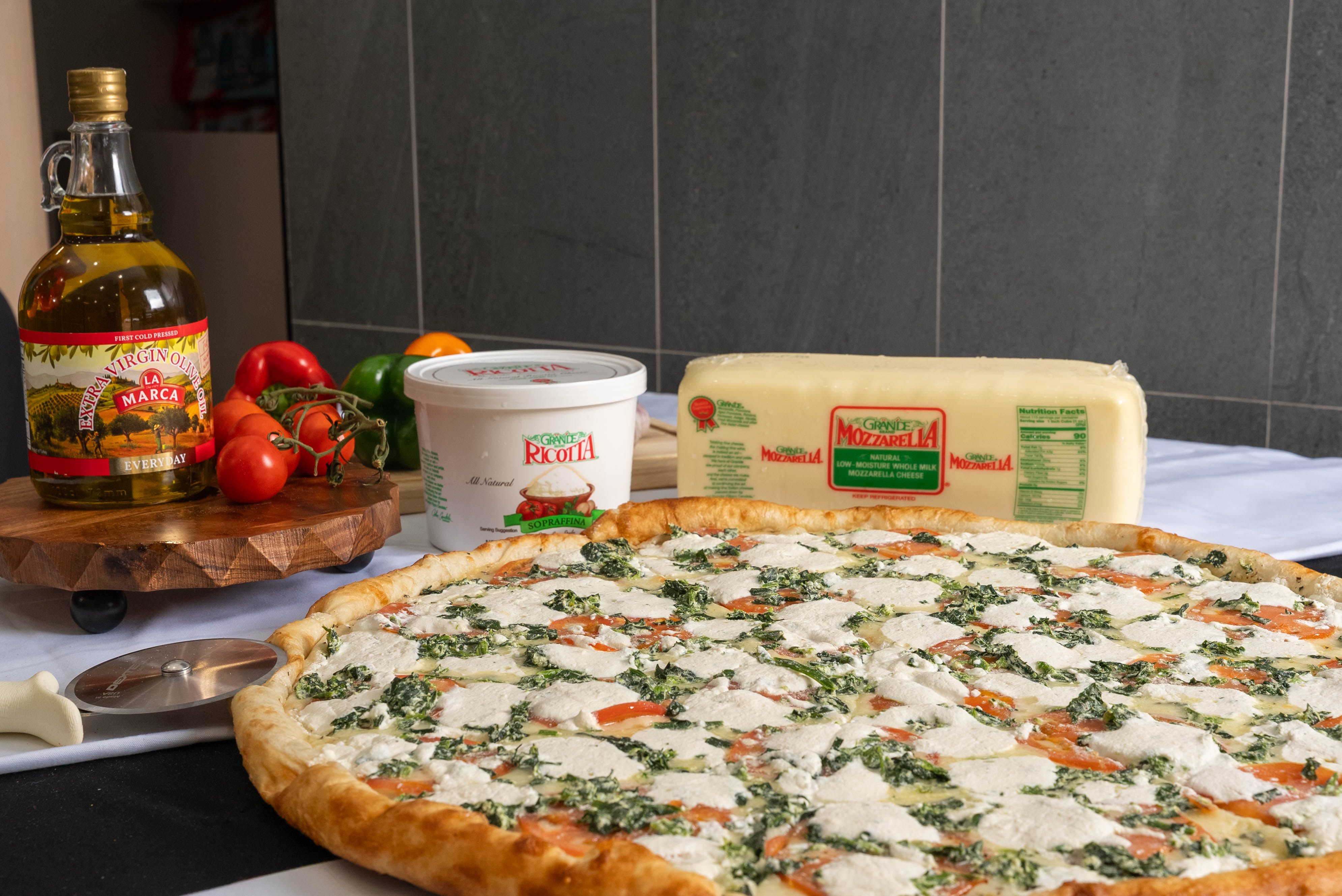 Tomato Spinach Ricotta Pizza 