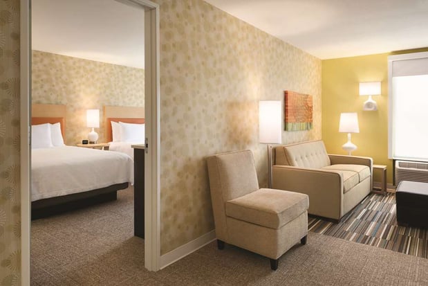Images Home2 Suites by Hilton Iowa City Coralville