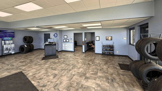 Images Gills Point S Tire & Auto Service