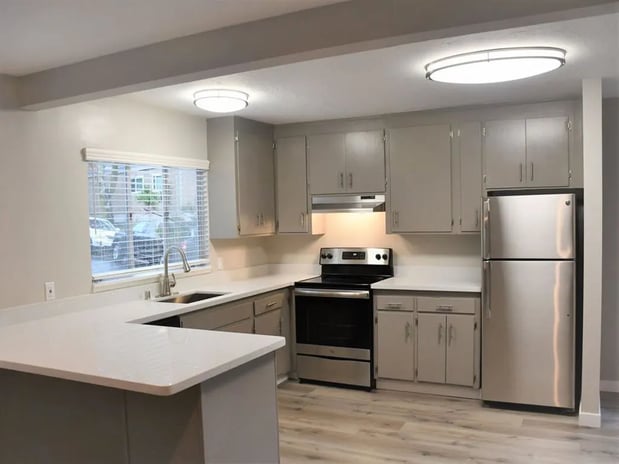 Images Trailhead Apartments at Tam Junction