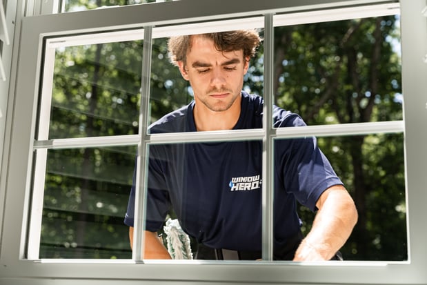 Images Window Hero Charlotte