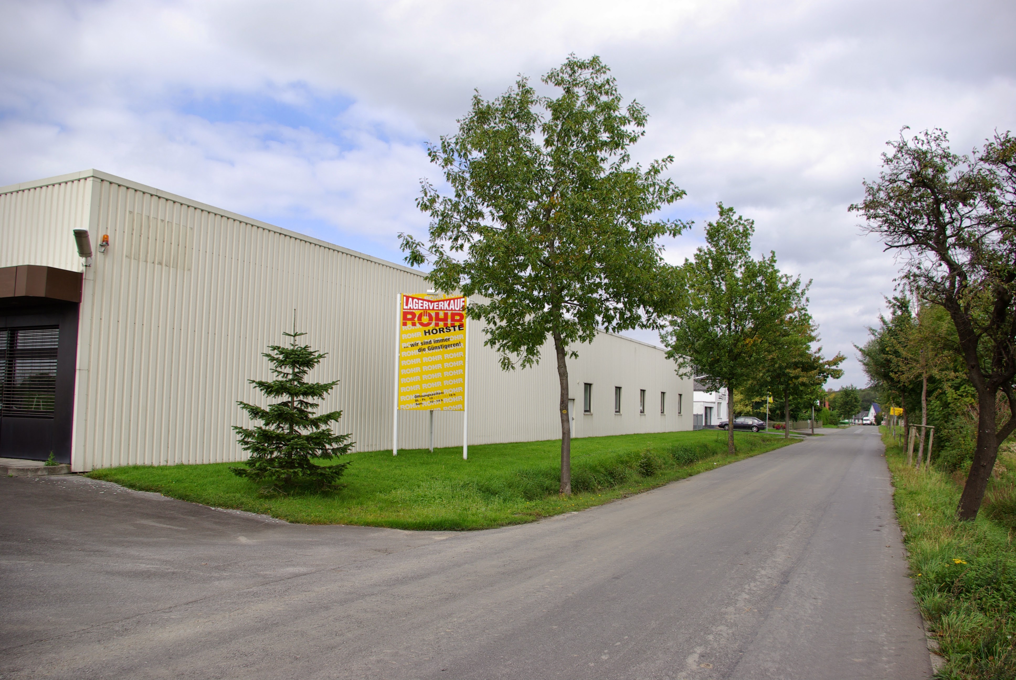 Röhr Handels GmbH & Co.KG - Lagerverkauf Röhr, Öchtringhauser Straße 36 in Lippstadt