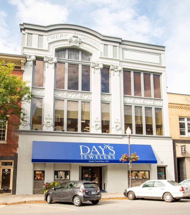 Images Day's Jewelers | Waterville, ME
