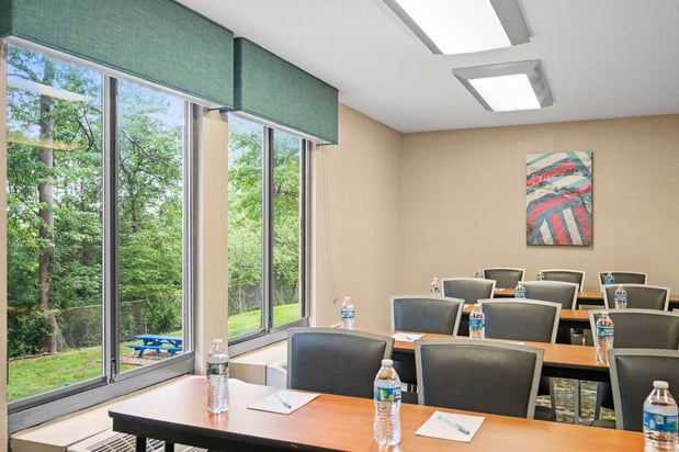 Images Hampton Inn Cleveland-Westlake