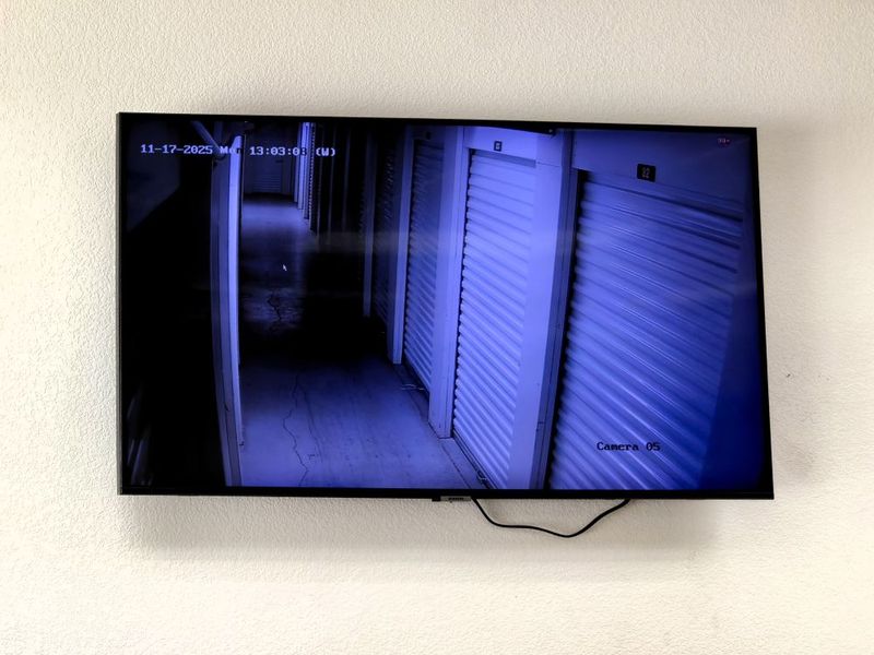 Images Extra Space Storage