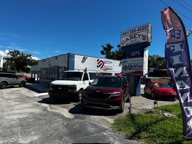 Images NEO Van Rentals – Bradenton