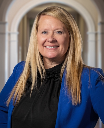 Images Nicole Tayman - Financial Advisor, Ameriprise Financial Services, LLC